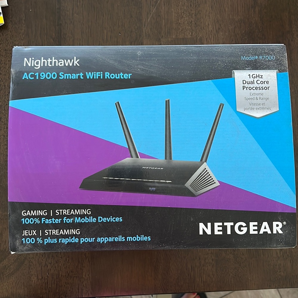 NETGEAR Nighthawk Smart Wi-Fi Router (R7000-100NAS) - AC1900